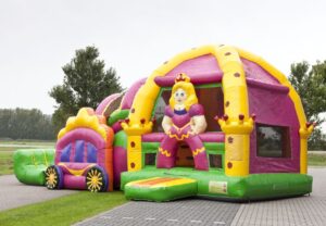 Lire la suite à propos de l’article château gonflable princesse