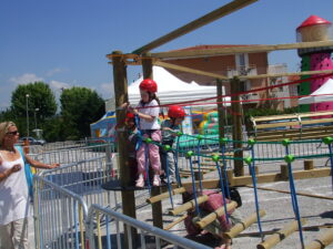 Lire la suite à propos de l’article Location parcours accrobranche