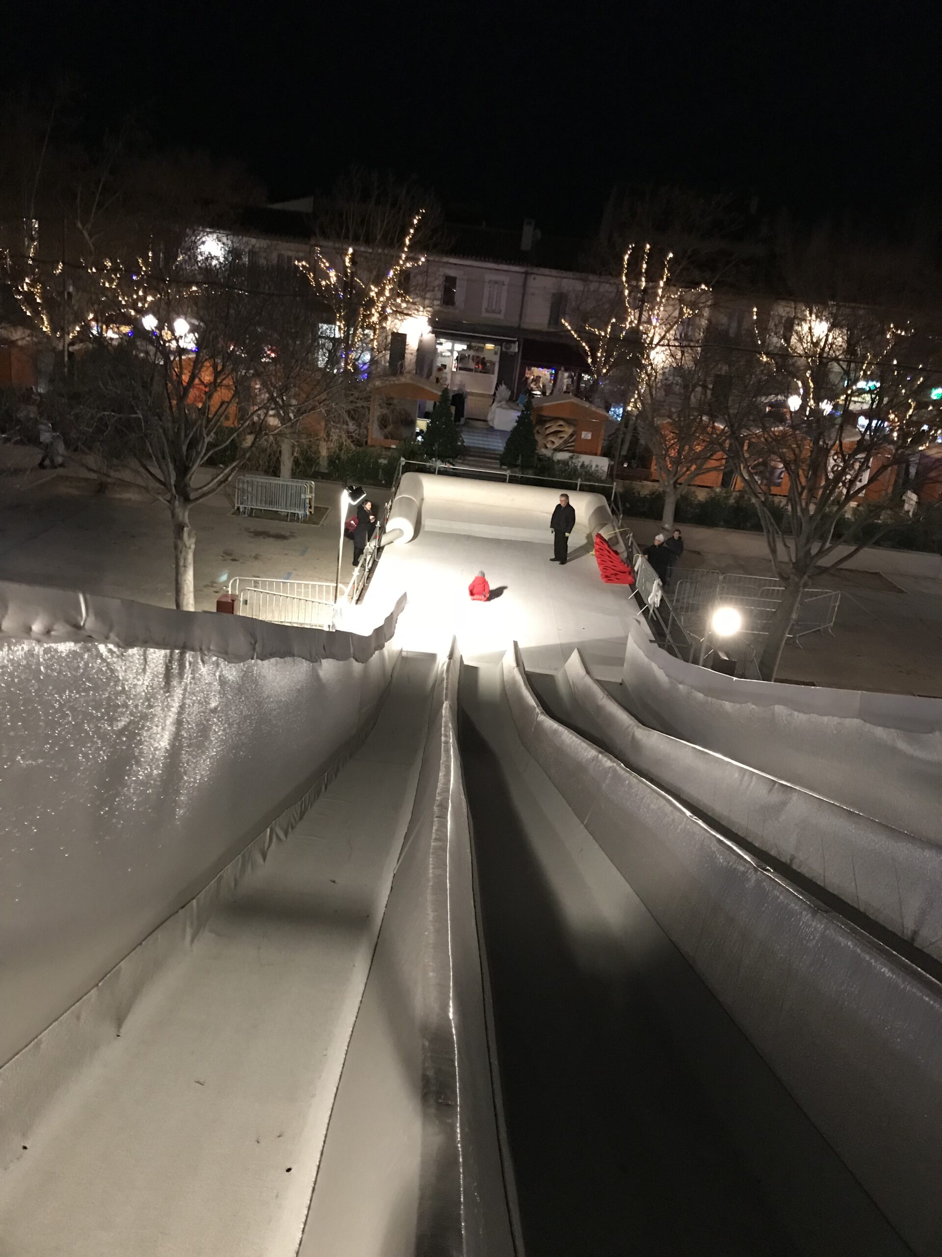 Lire la suite à propos de l’article location piste de luge synthétique