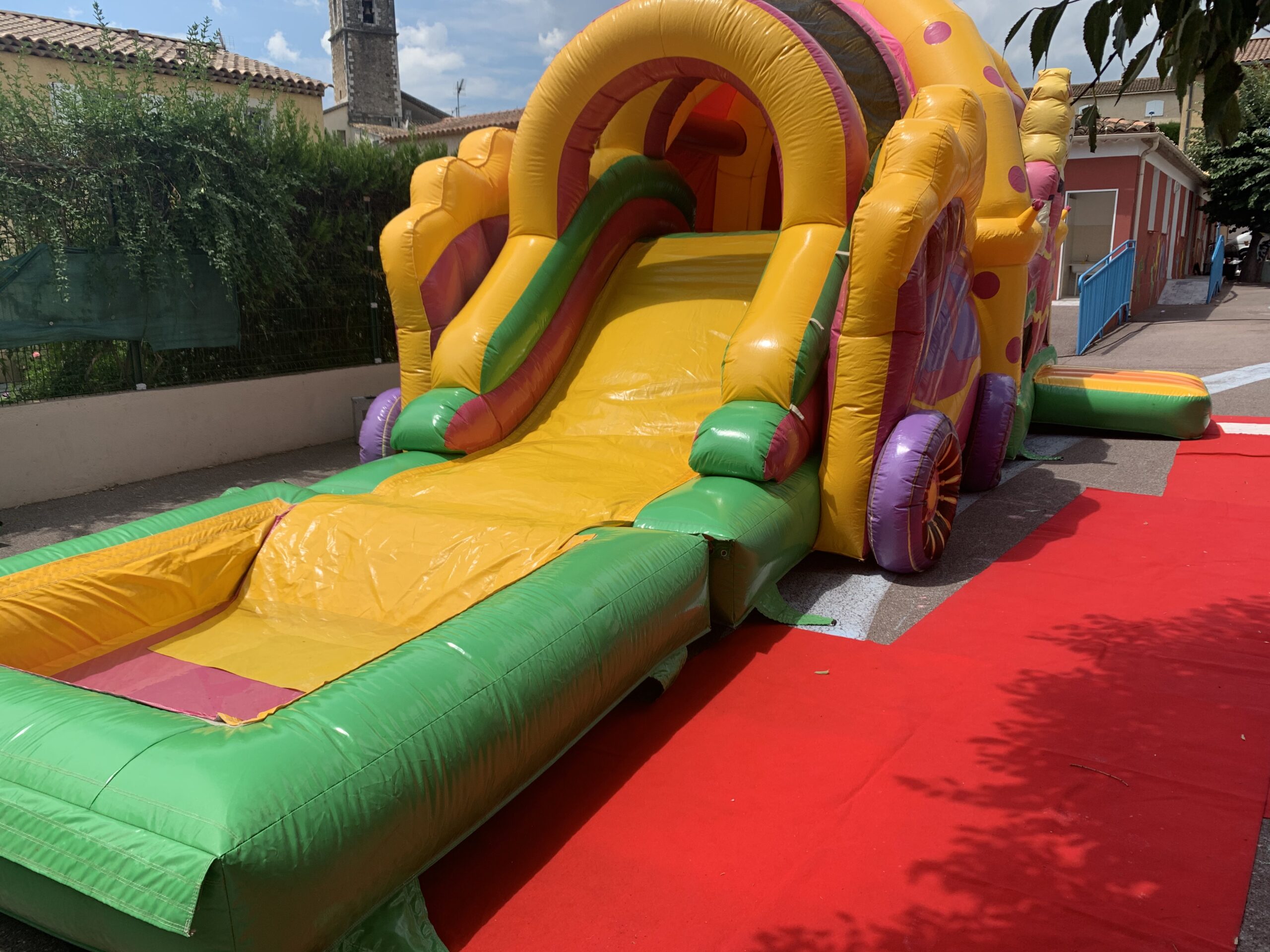 You are currently viewing château gonflable princesse aquatique